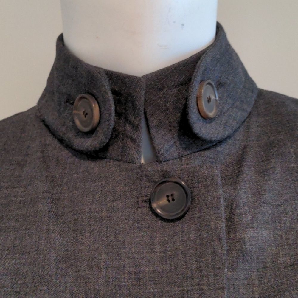 Akris Blazer Charcoal Gray Wool Zipper Pockets Size 8 - Picture 2 of 8